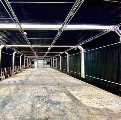 Gewerbliche Gewächshäuser Doppelbogenglas Gewächshäuser mit Schneevibrator in US-Währung