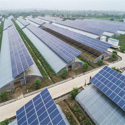 Treibhauswärmespeicherung mit großen Speicherkapazitäten und Photovoltaikkollektoren