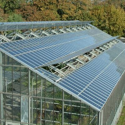 Treibhauswärmespeicherung mit großen Speicherkapazitäten und Photovoltaikkollektoren