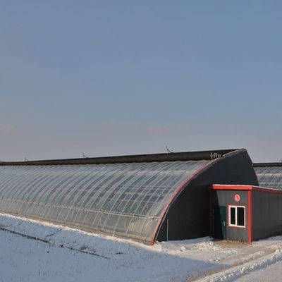 Doppelschicht-Gewächshaus für Gemüseanbau und temporäre Heizproduktivität
