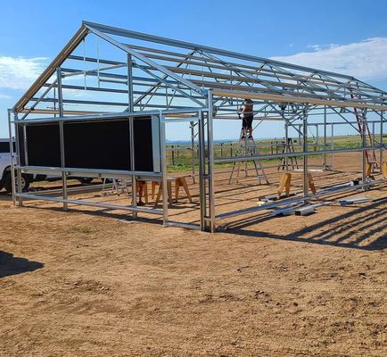 Hydroponik Stromalfeuchtigkeitskontrolle Gewächshaus mit gewölbtem Dach und Multi-Span-Design